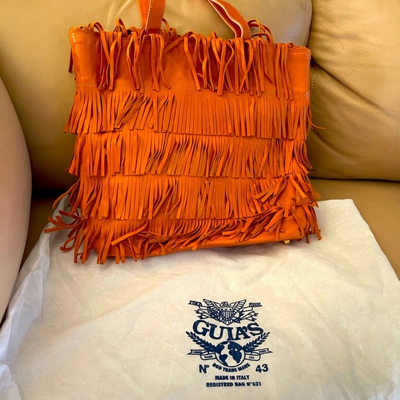 Guia’s orange fringe leather bag - Picture 3 of 10